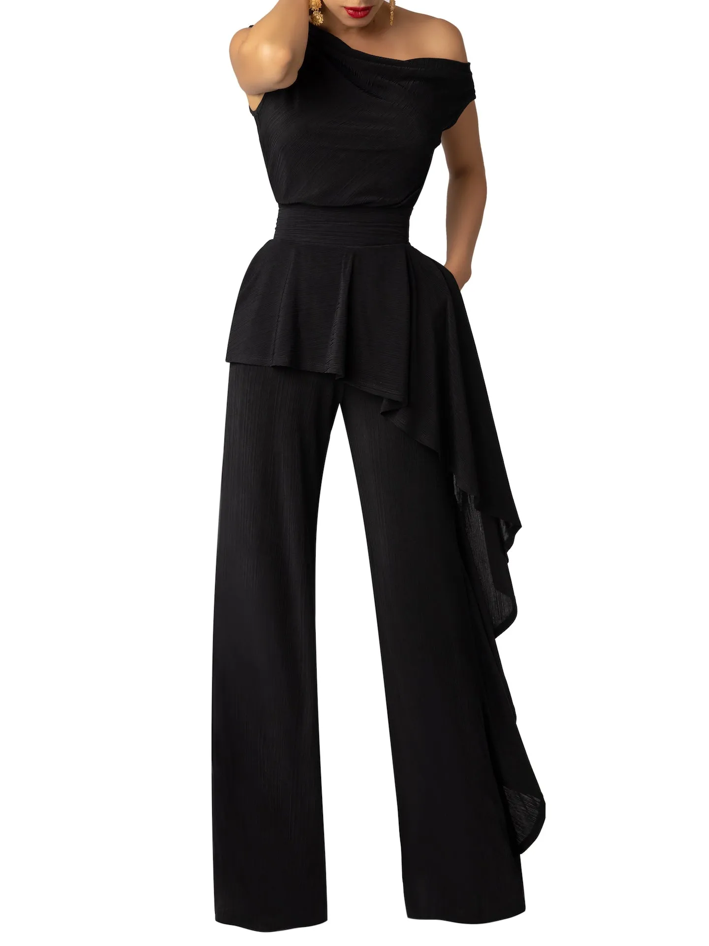 “Agate” Black Off-Shoulder Jumpsuit