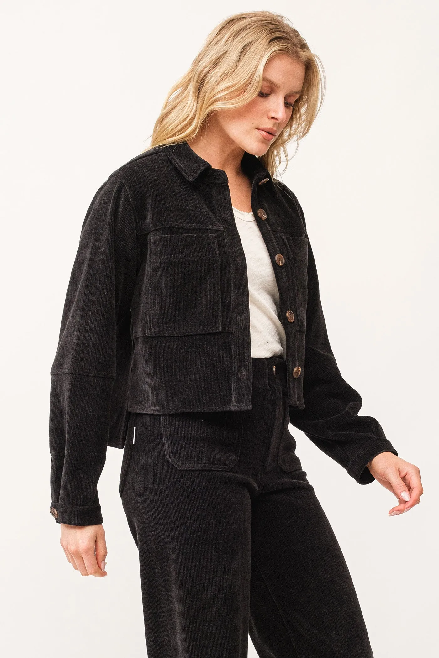 GINA CROPPED SHIRT JACKET BLACK CHENILLE