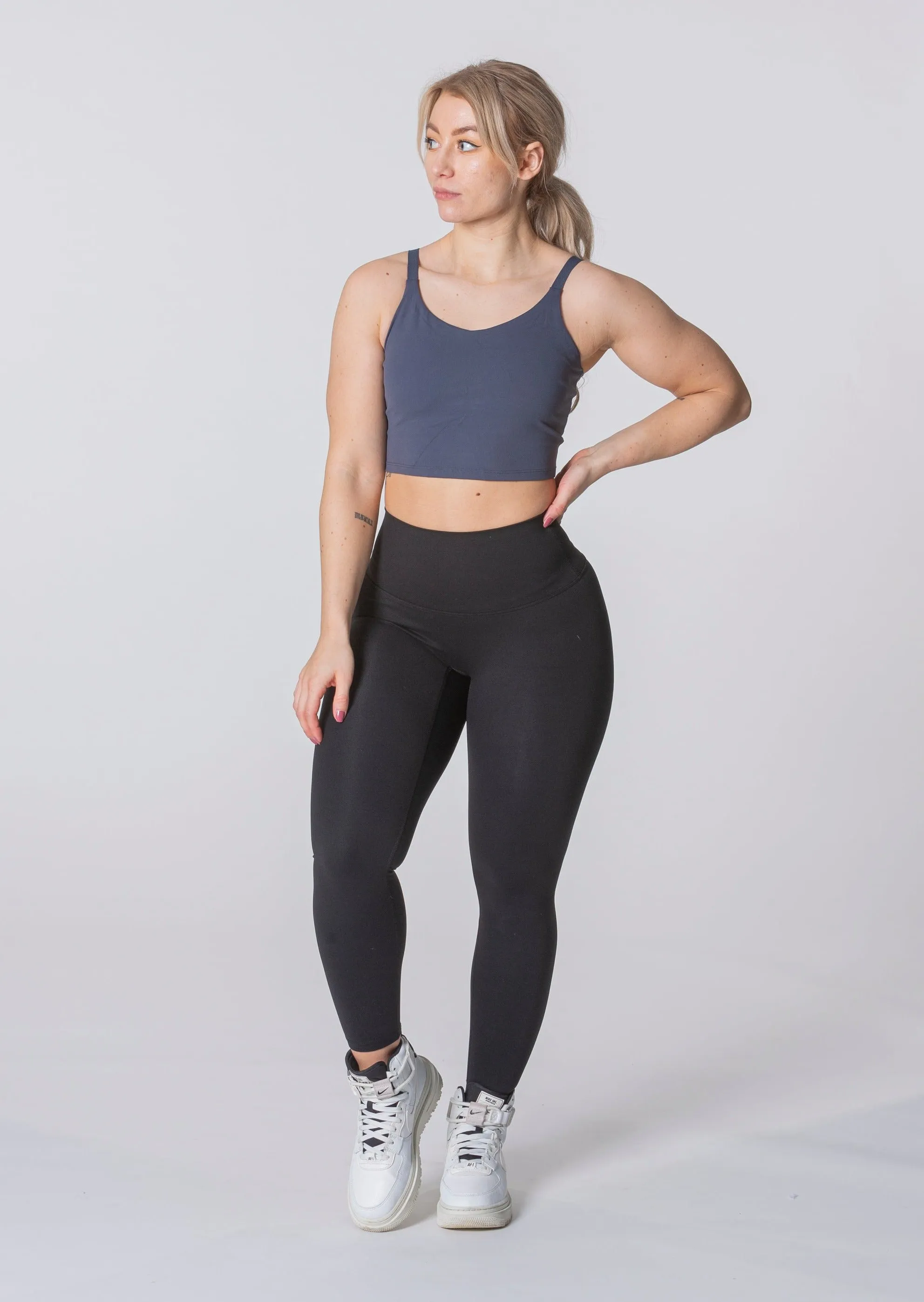 PURE Crop Top (mit Integrierten Pads)